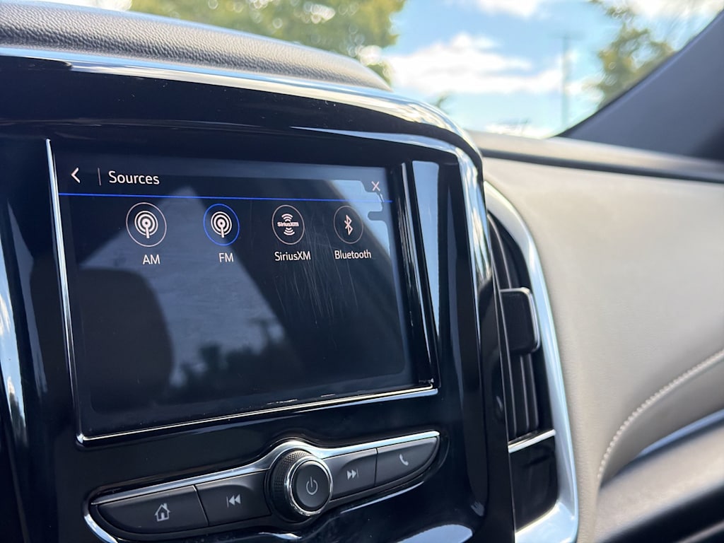 Thumbnail: 2023 Chevrolet Traverse - 10