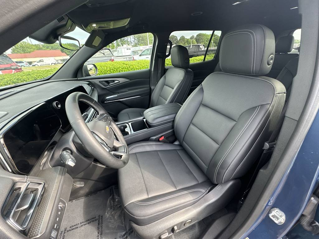 Thumbnail: 2026 Chevrolet Traverse - 8