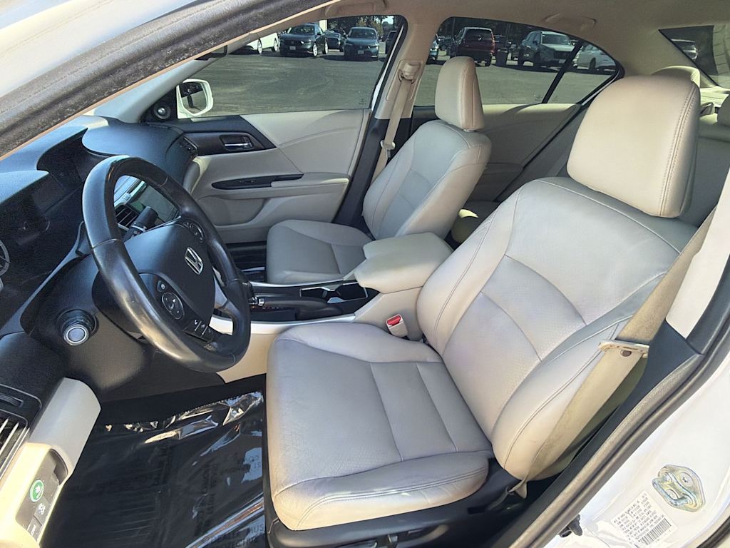 Thumbnail: 2015 Honda Accord - 9