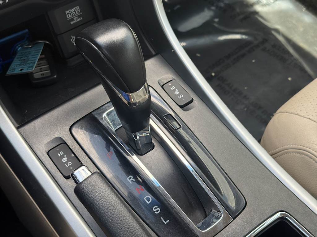 Thumbnail: 2013 Honda Accord - 12