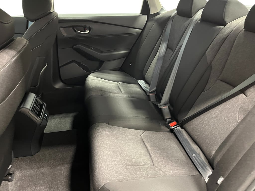 2025 Honda Accord SE 12