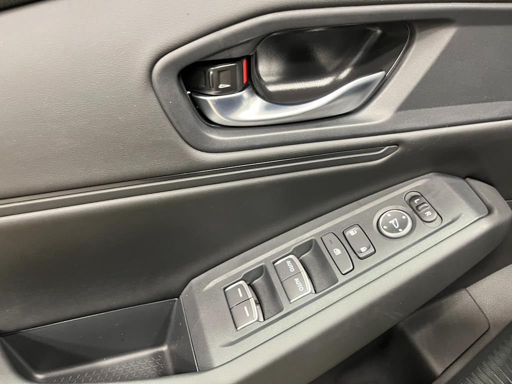 2025 Honda Accord SE 19