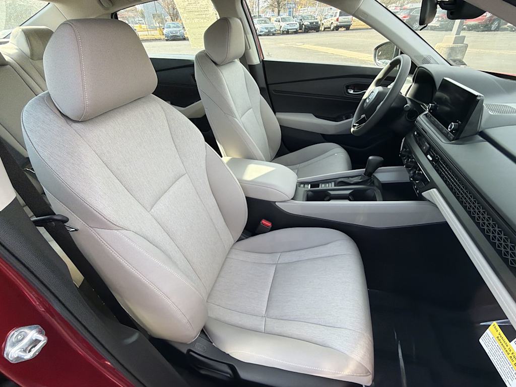 Thumbnail: 2025 Honda Accord - 9