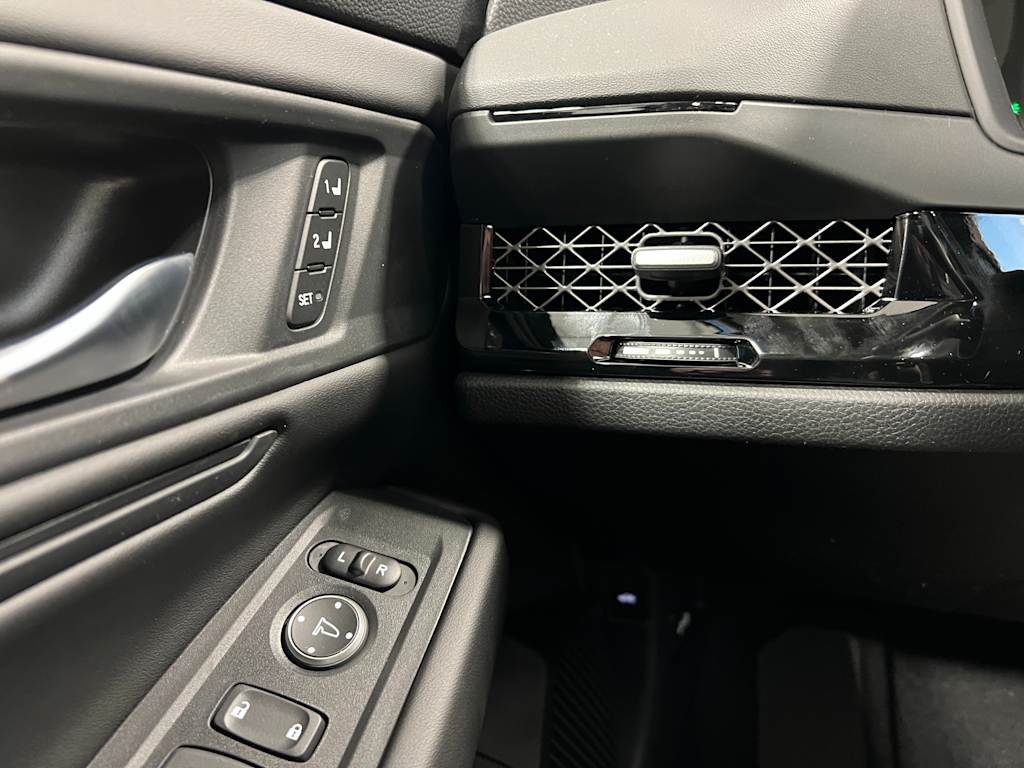 2025 Honda Accord EX-L 23
