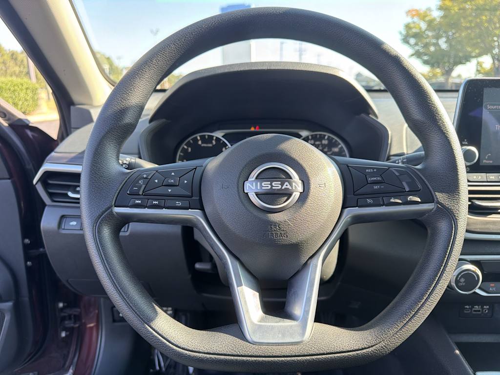 Thumbnail: 2025 Nissan Altima - 2