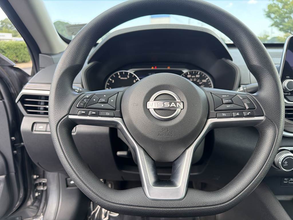 Thumbnail: 2025 Nissan Altima - 2