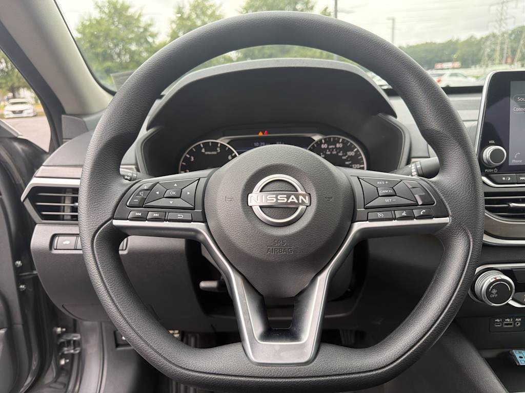 Thumbnail: 2025 Nissan Altima - 2