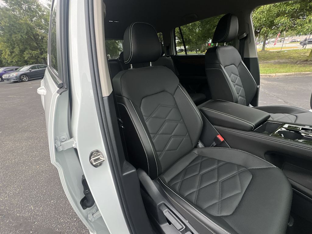 Thumbnail: 2025 Volkswagen Atlas - 9