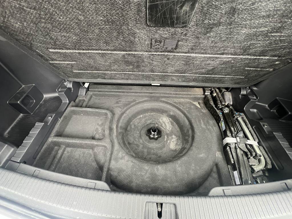 Thumbnail: 2025 Volkswagen Atlas - 23