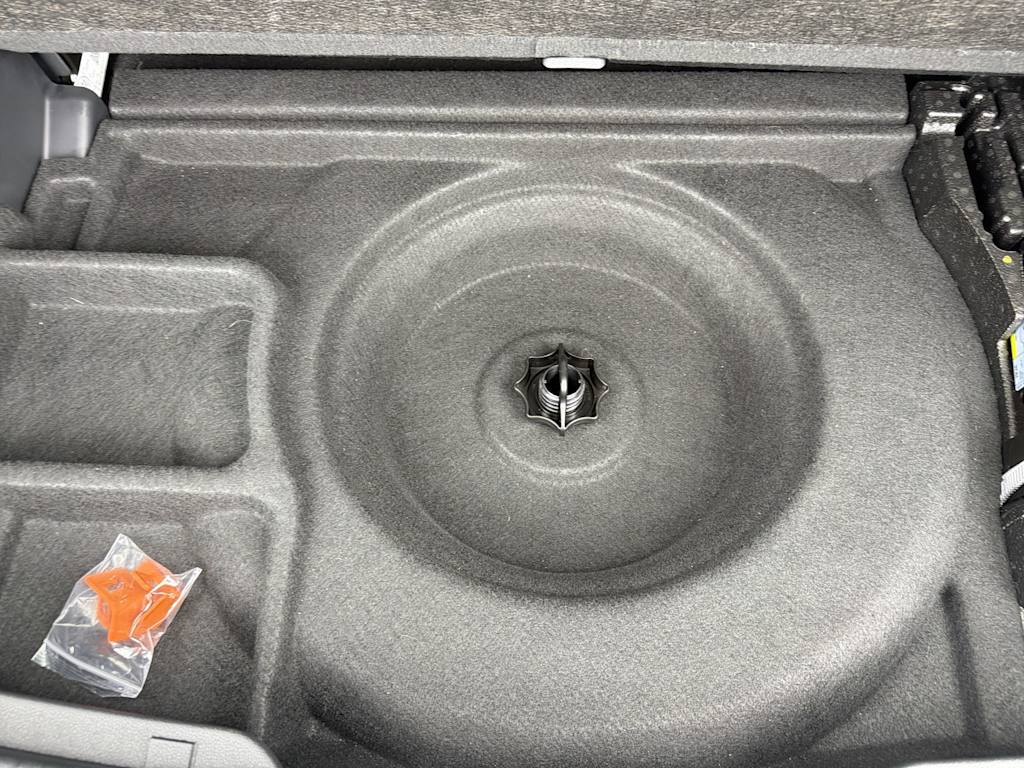 Thumbnail: 2024 Volkswagen Atlas - 23