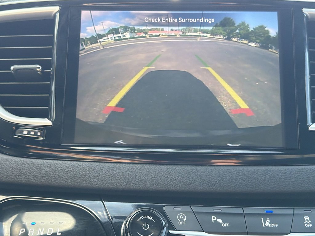 Thumbnail: 2025 Chrysler Pacifica - 24