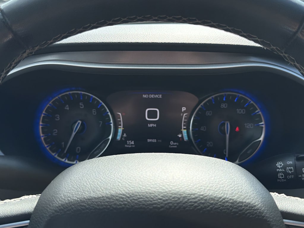 Thumbnail: 2025 Chrysler Pacifica - 14