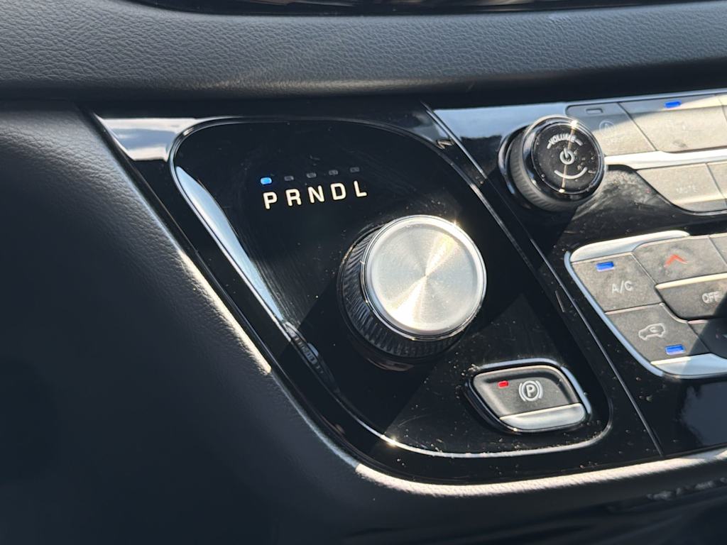 Thumbnail: 2025 Chrysler Pacifica - 22