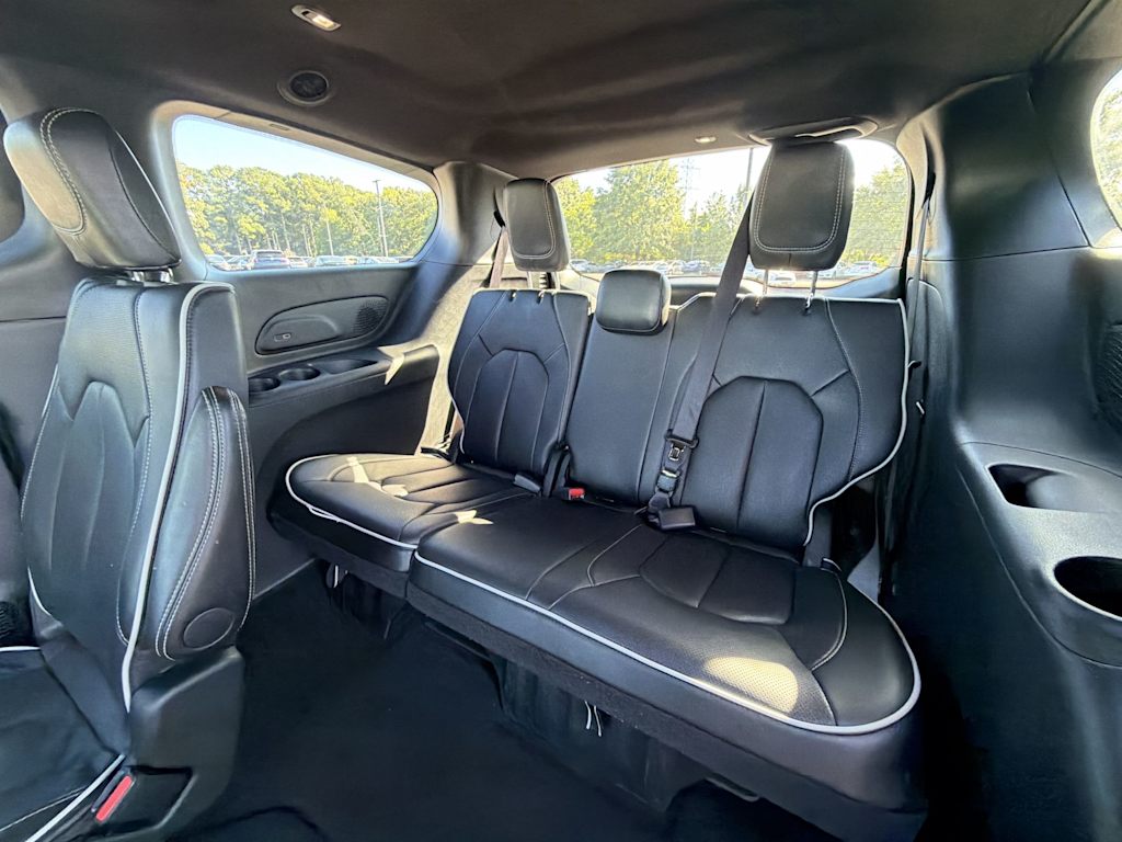 Thumbnail: 2026 Chrysler Pacifica - 26