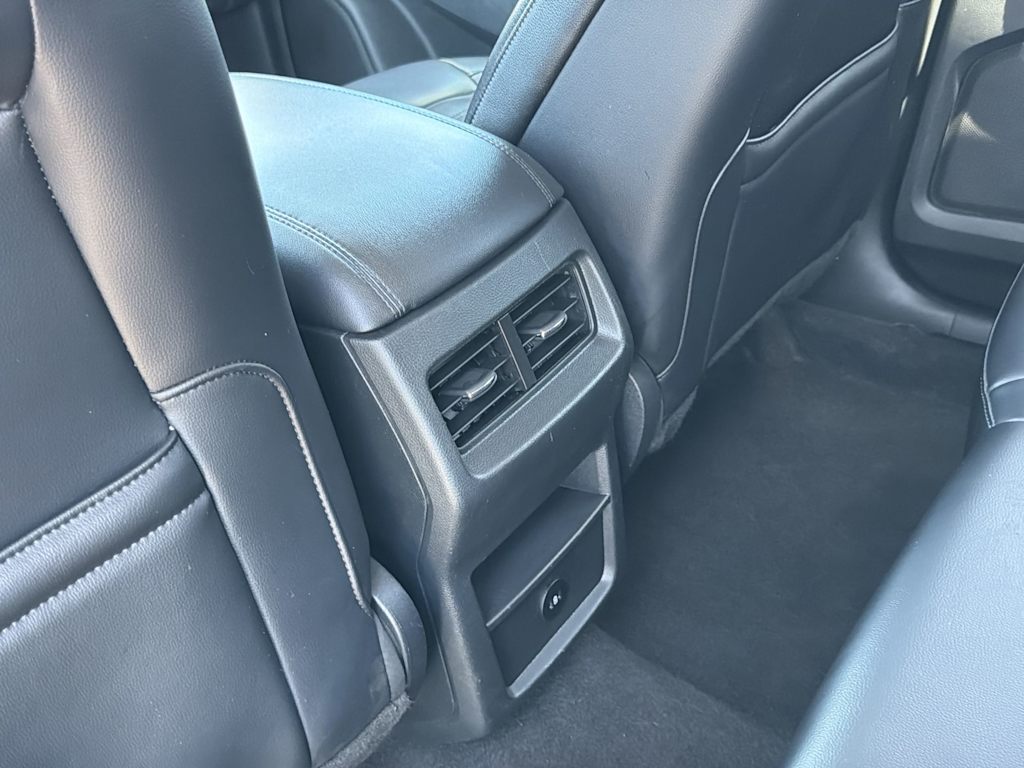 Thumbnail: 2024 Ford Edge - 23