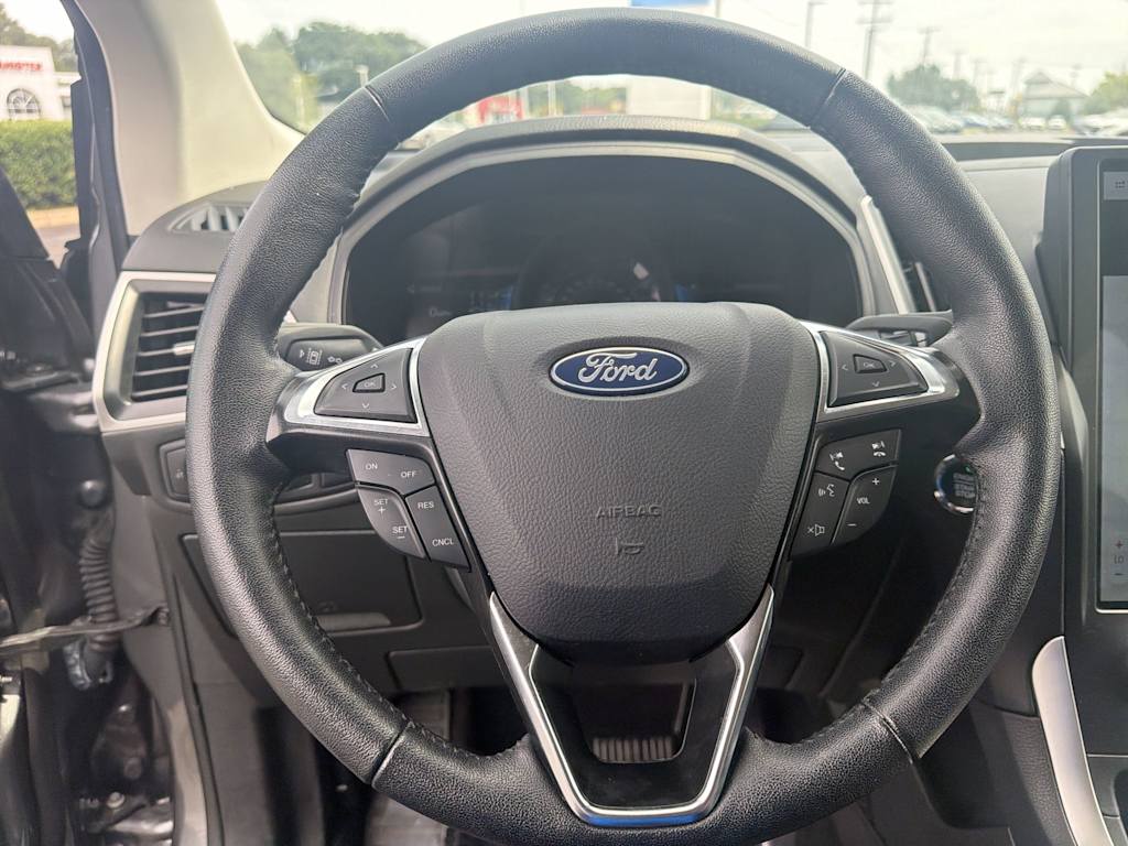 Thumbnail: 2024 Ford Edge - 2