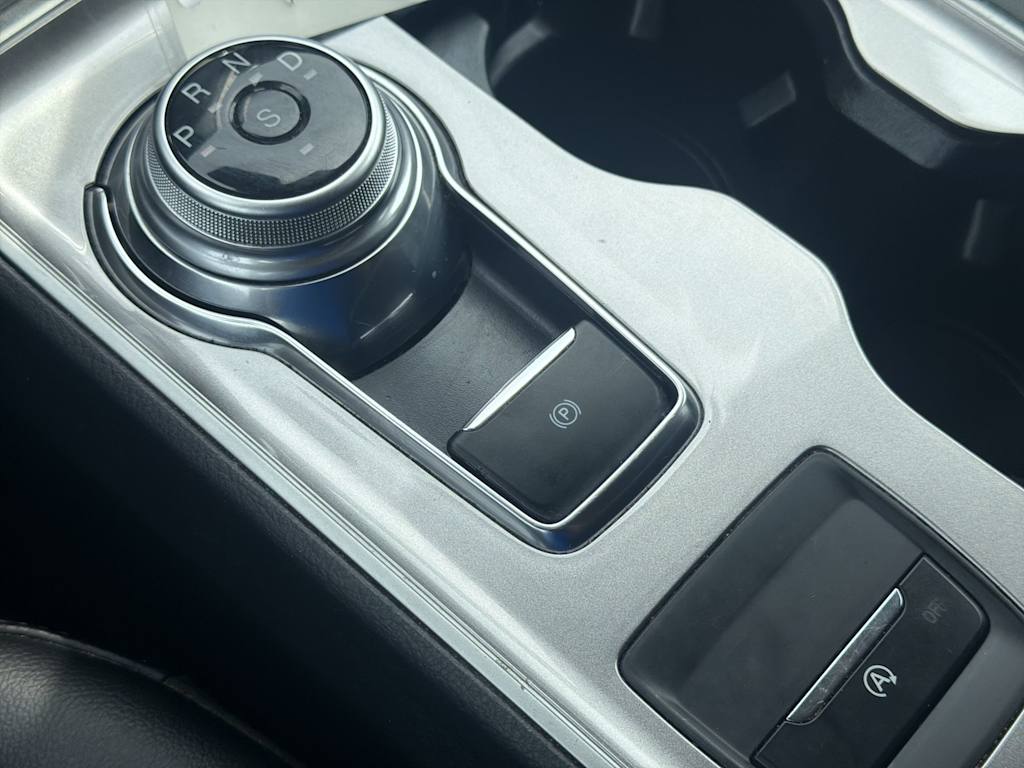 Thumbnail: 2024 Ford Edge - 11