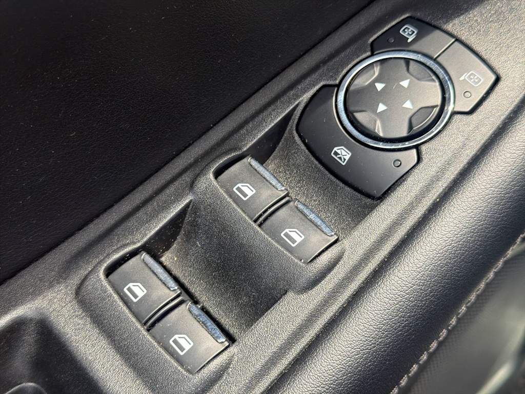 Thumbnail: 2024 Ford Edge - 20