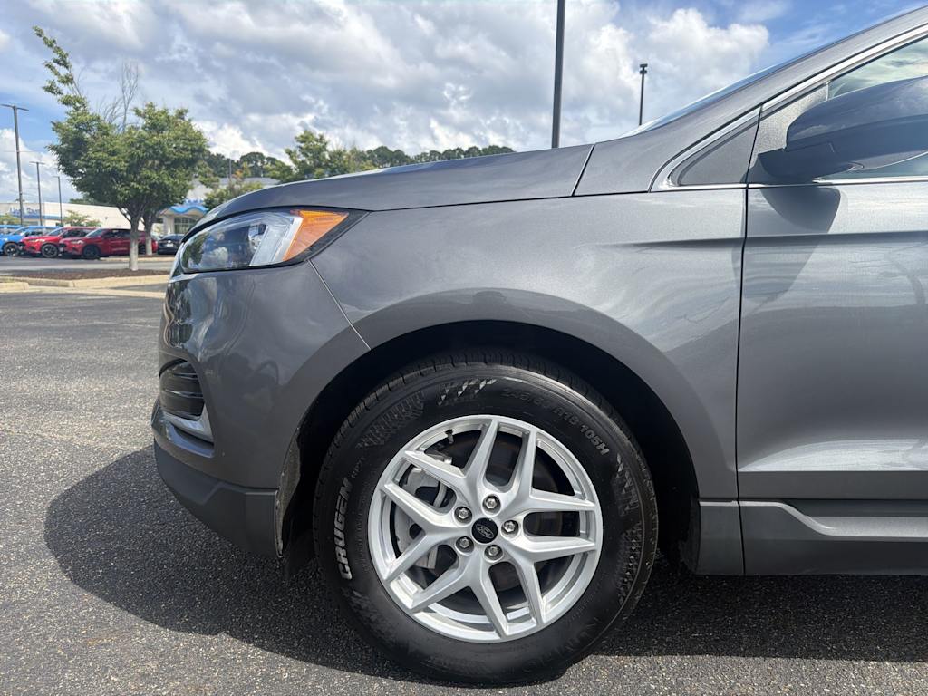 Thumbnail: 2024 Ford Edge - 6
