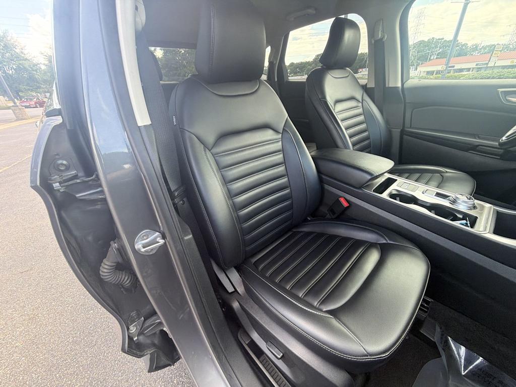 Thumbnail: 2024 Ford Edge - 25