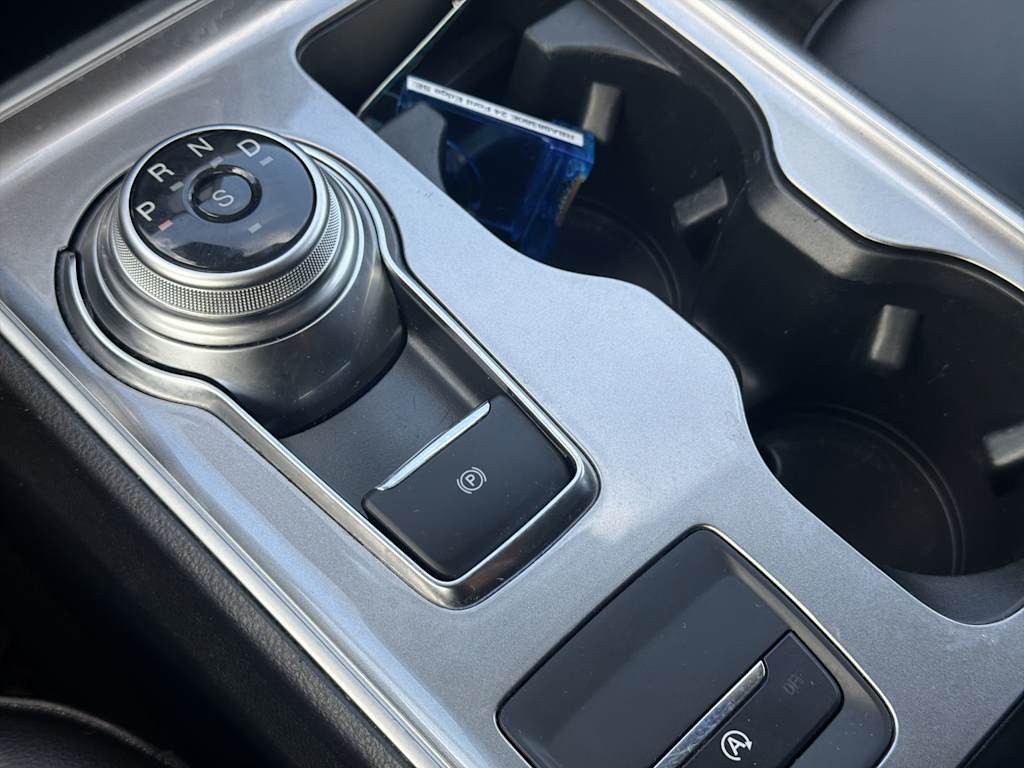 Thumbnail: 2024 Ford Edge - 11