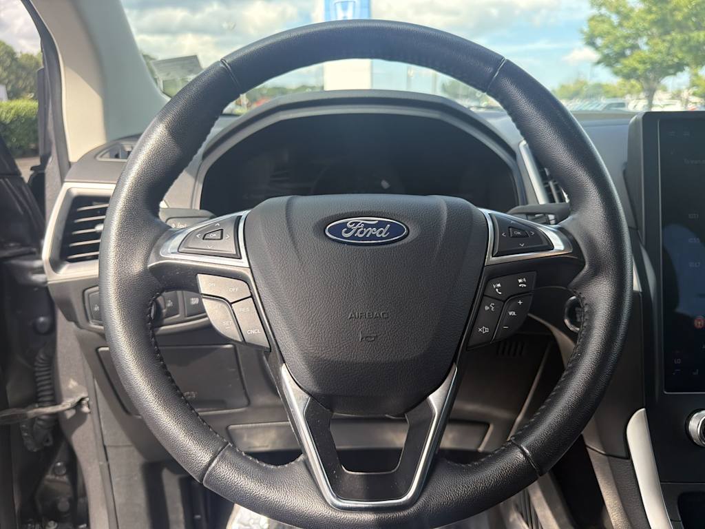 Thumbnail: 2024 Ford Edge - 2