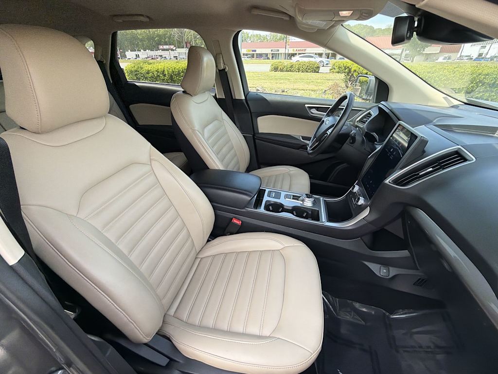Thumbnail: 2024 Ford Edge - 10
