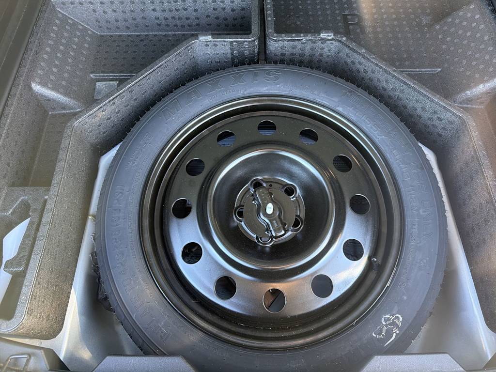 Thumbnail: 2024 Ford Edge - 22