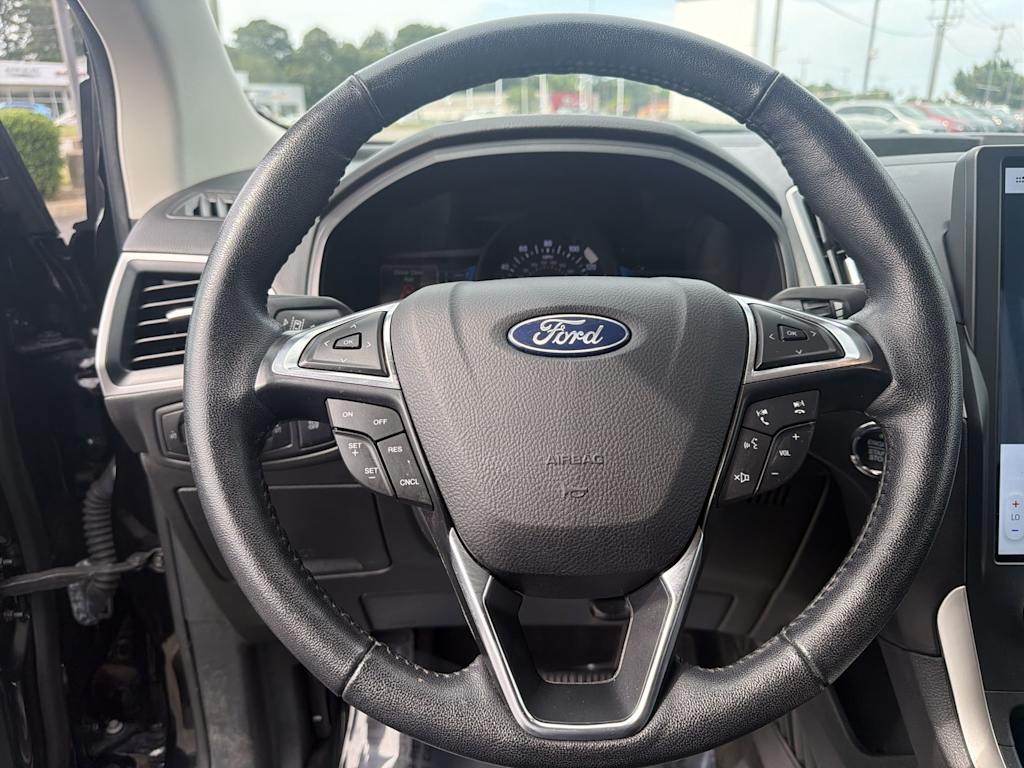 Thumbnail: 2024 Ford Edge - 2