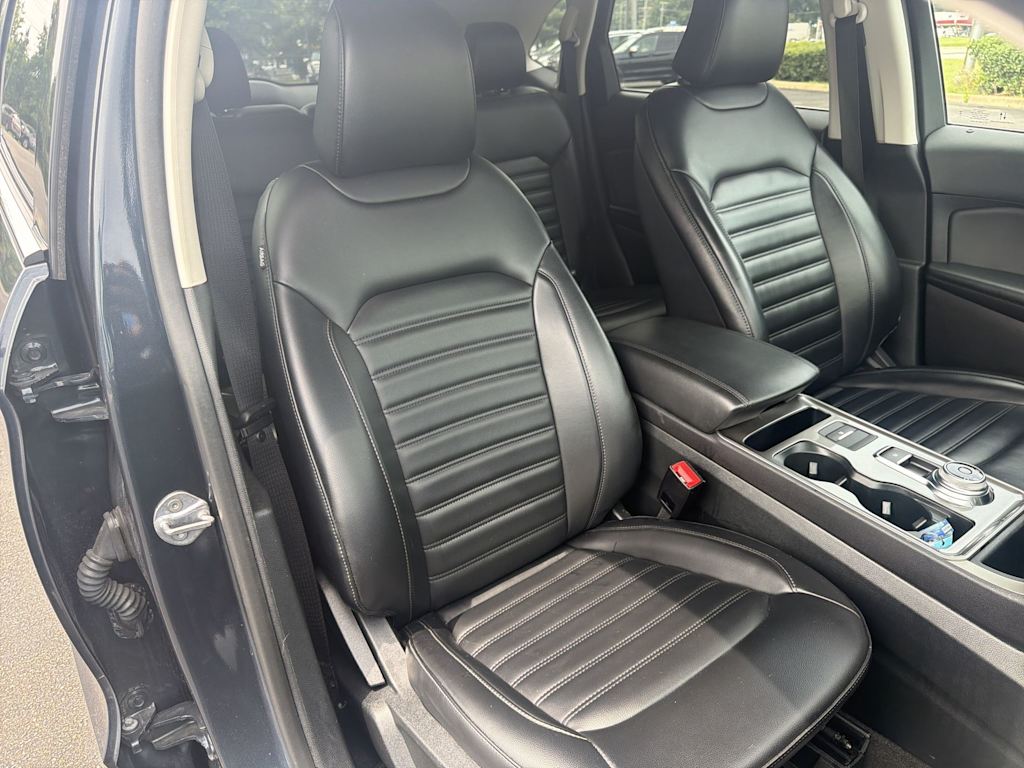 Thumbnail: 2024 Ford Edge - 25