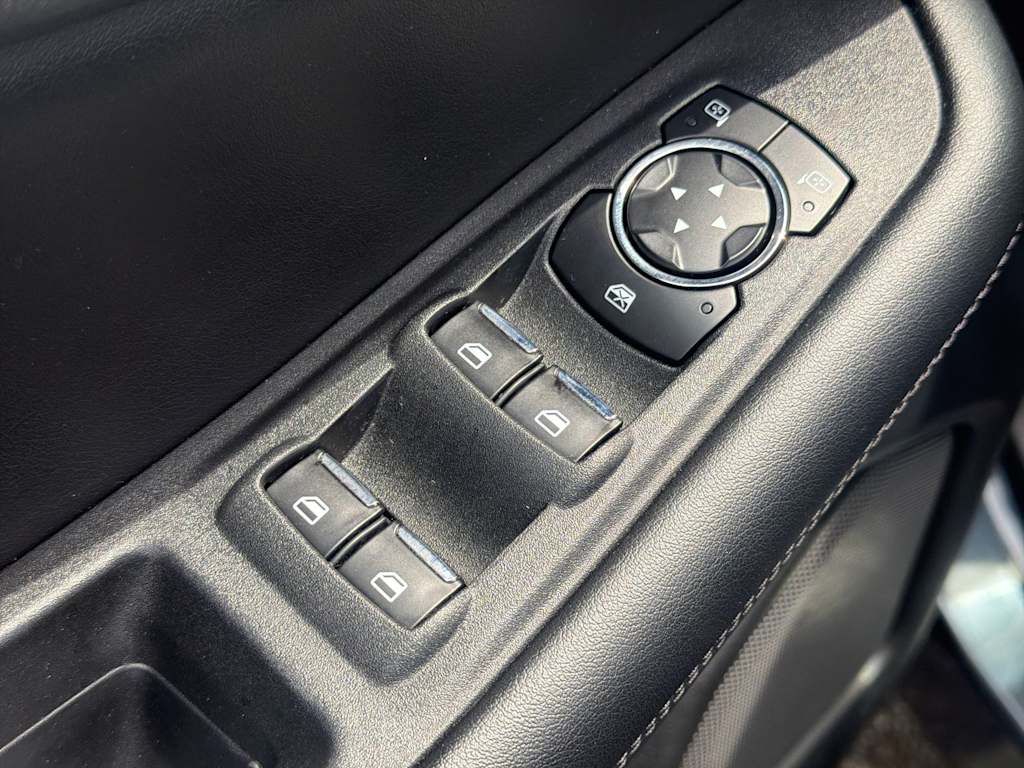 Thumbnail: 2024 Ford Edge - 21