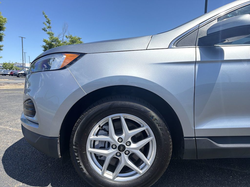 Thumbnail: 2024 Ford Edge - 6