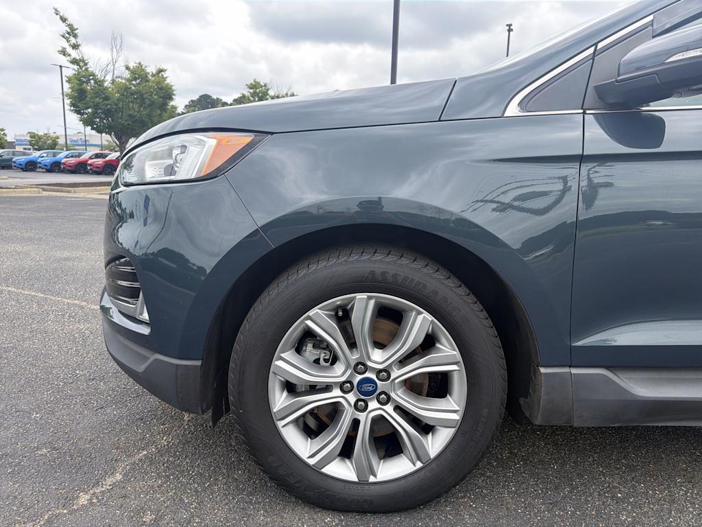 Thumbnail: 2019 Ford Edge - 6