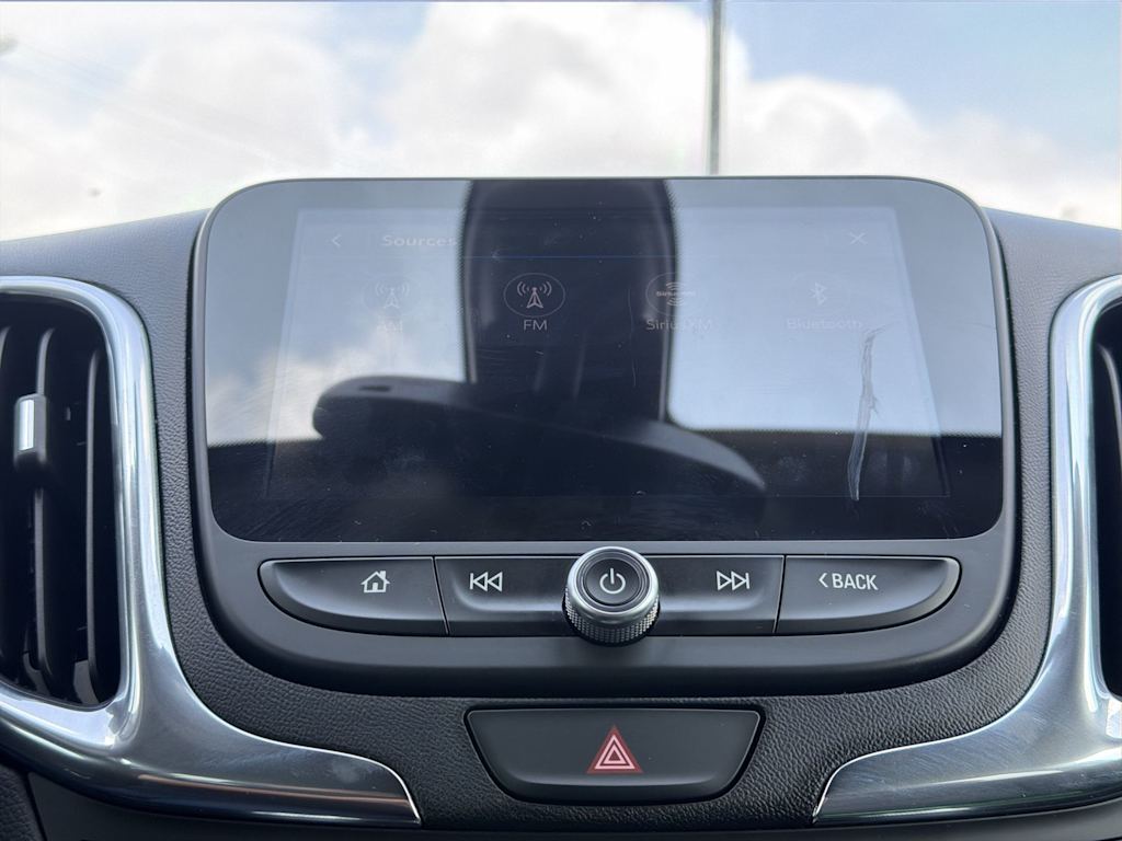 Thumbnail: 2019 Chevrolet Equinox - 11