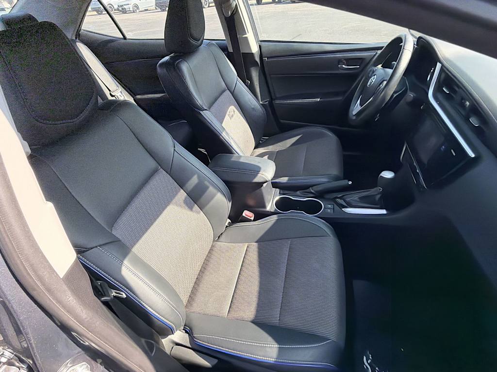 Thumbnail: 2017 Toyota Corolla - 10
