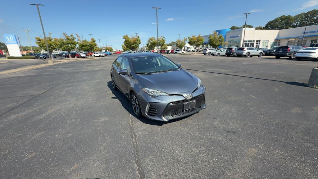 Thumbnail: 2017 Toyota Corolla - 6