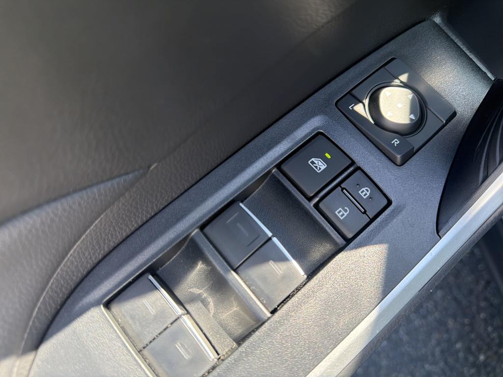 Thumbnail: 2024 Toyota RAV4 - 21