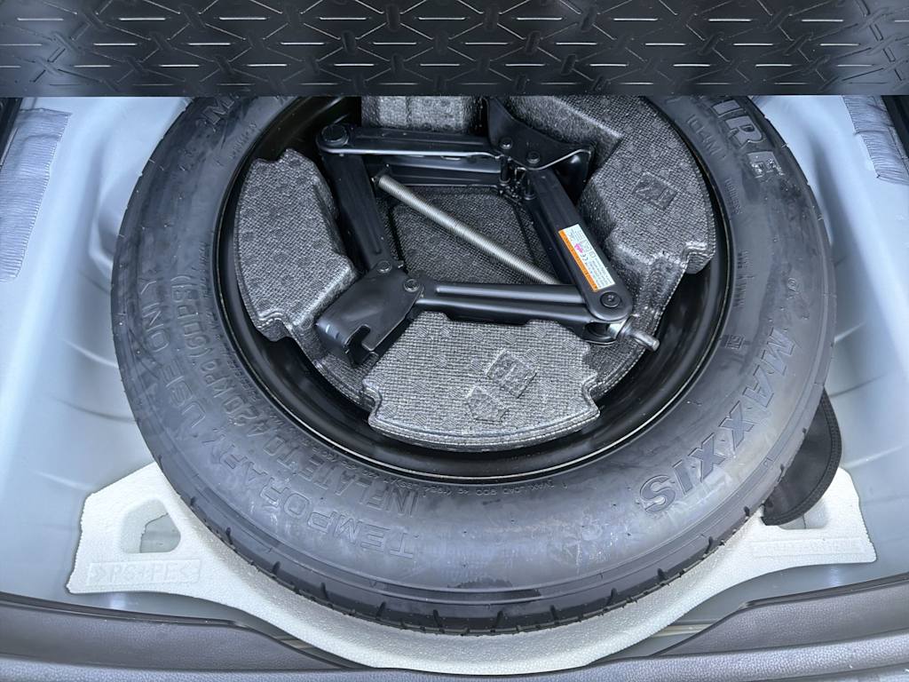 Thumbnail: 2025 Toyota RAV4 - 5