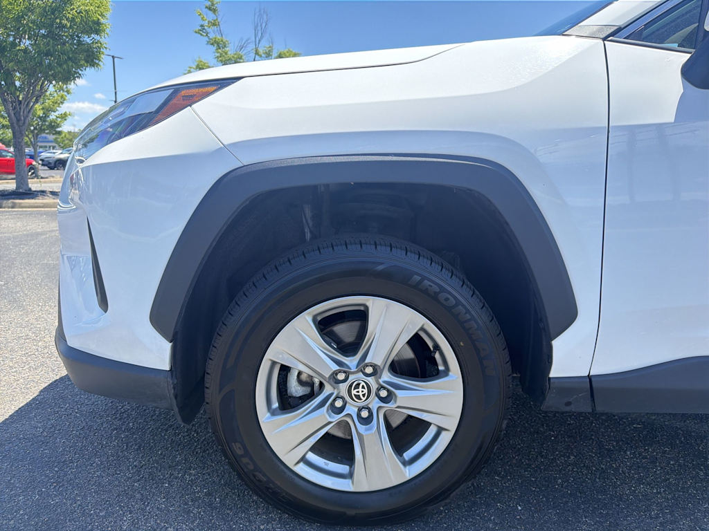Thumbnail: 2025 Toyota RAV4 - 6