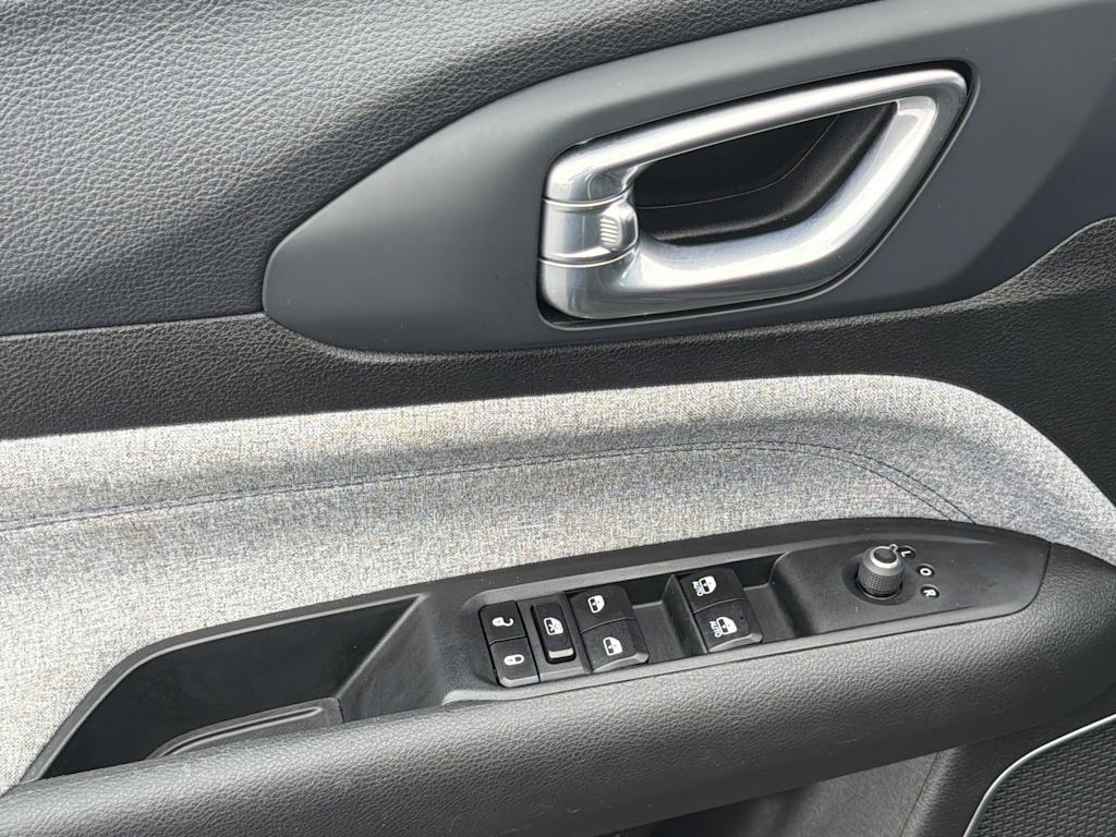 Thumbnail: 2024 Jeep Compass - 21