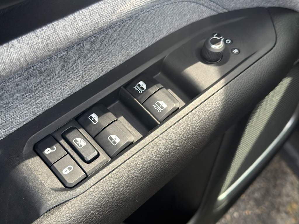 Thumbnail: 2024 Jeep Compass - 21