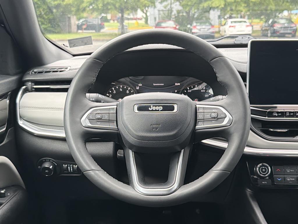 Thumbnail: 2023 Jeep Compass - 2
