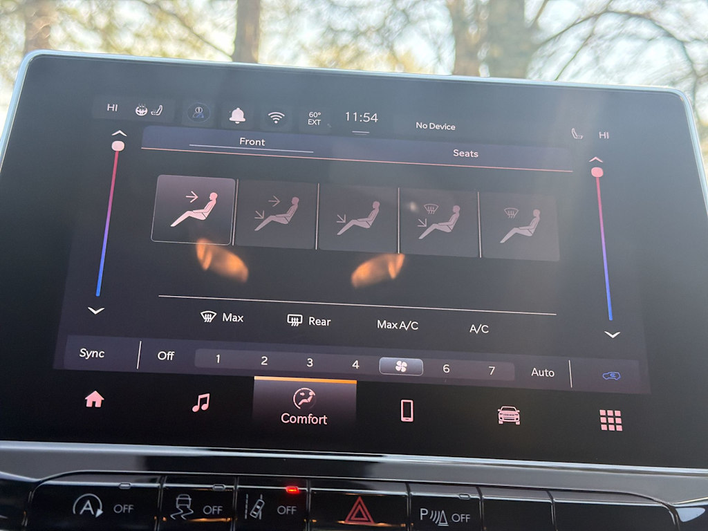 Thumbnail: 2024 Jeep Compass - 22