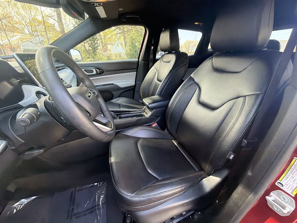 Thumbnail: 2024 Jeep Compass - 8
