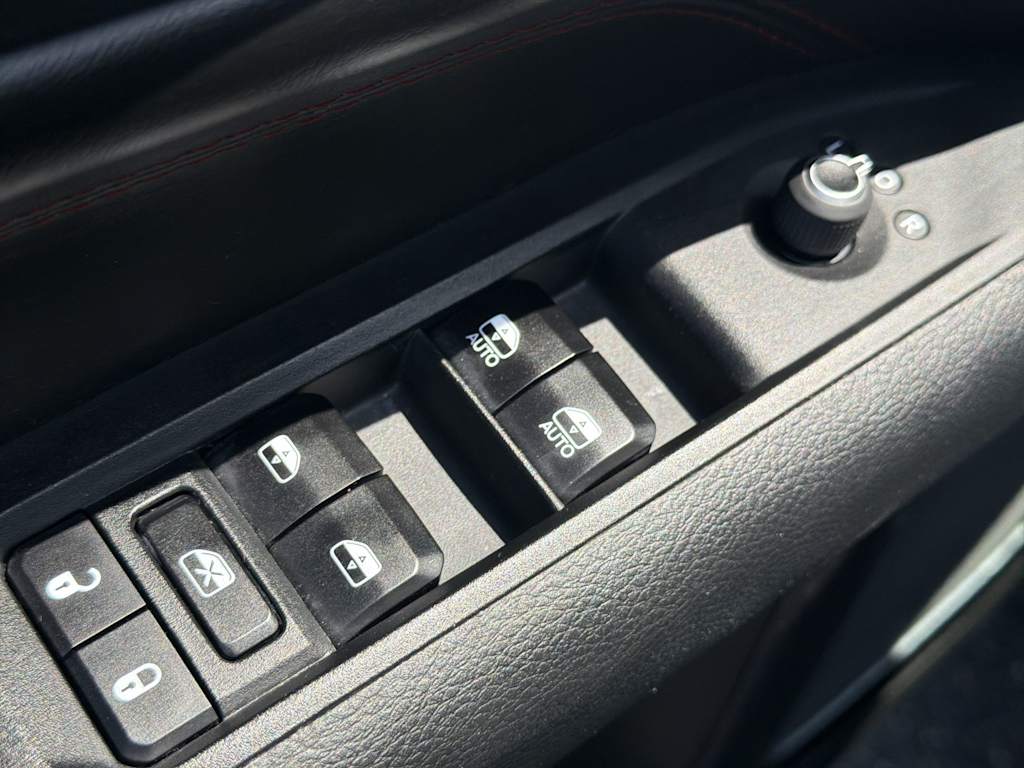 Thumbnail: 2024 Jeep Compass - 21