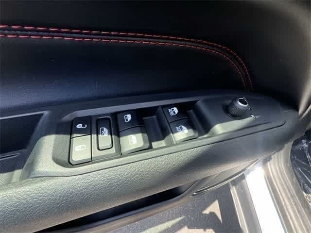 Thumbnail: 2023 Jeep Compass - 21