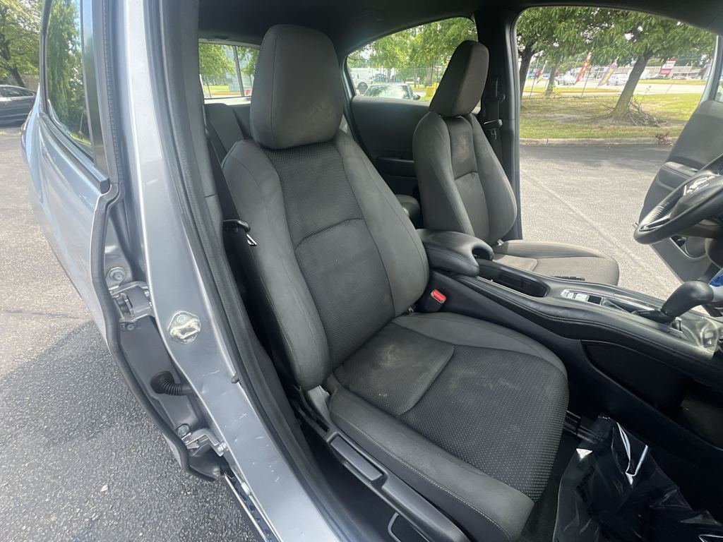 Thumbnail: 2019 Honda HR-V - 10