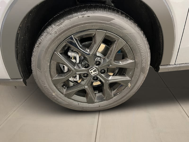 2025 Honda HR-V Sport 8