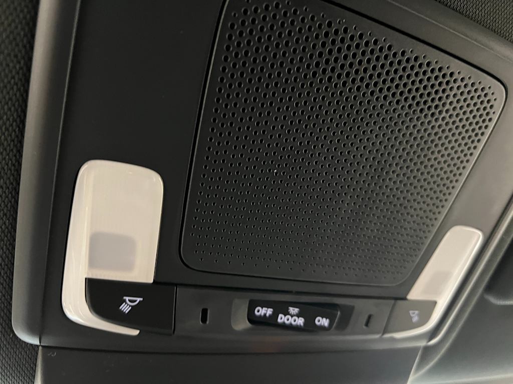 Thumbnail: 2025 Honda HR-V - 27