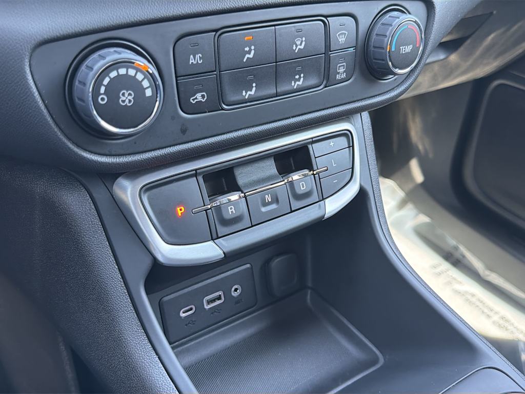Thumbnail: 2024 GMC Terrain - 22